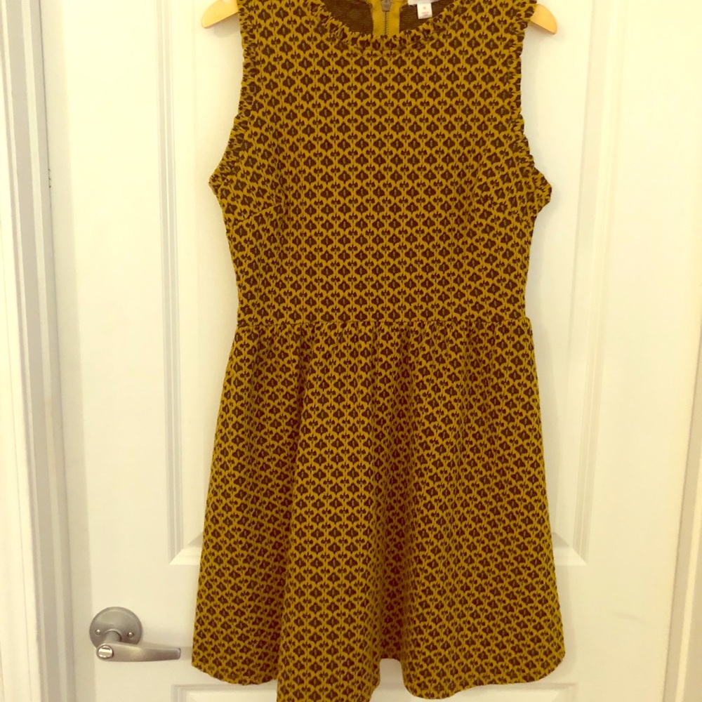 Xhilaration Yellow and Black Knit Dress